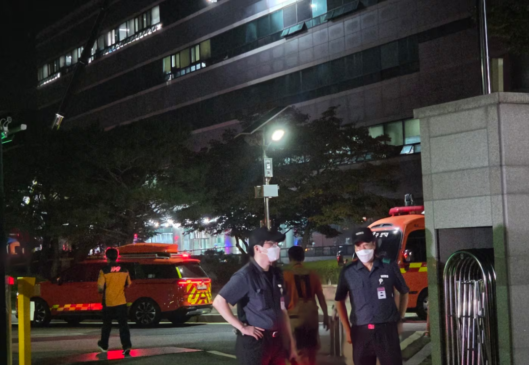 South Korea data center fire Pemadam Kebakaran Pusat Data Korea Selatan 1.JPG