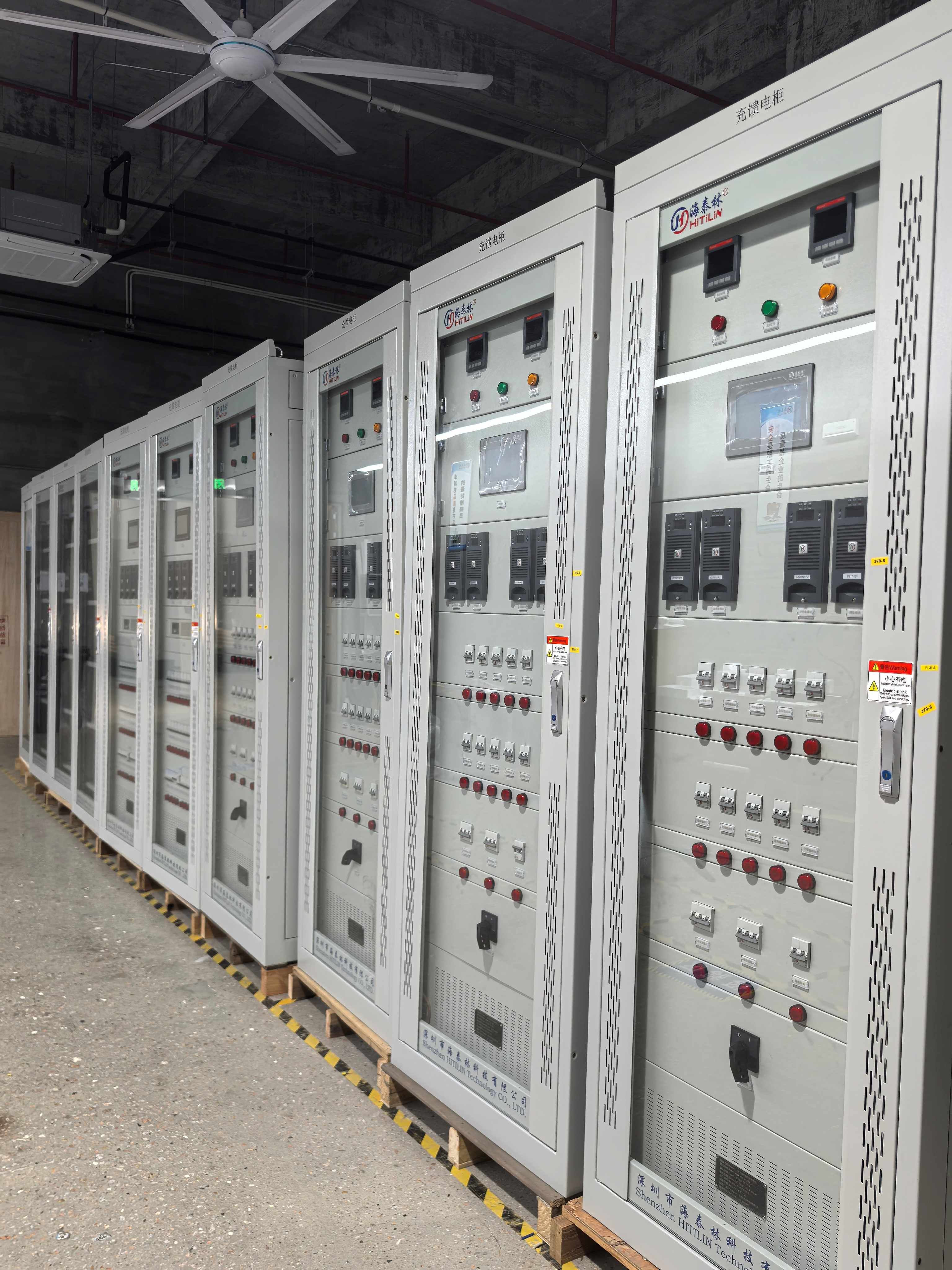 Aplikasi Cluster Baterai Lithium-ion Cadangan Daya 115.2V 230.4V DC1